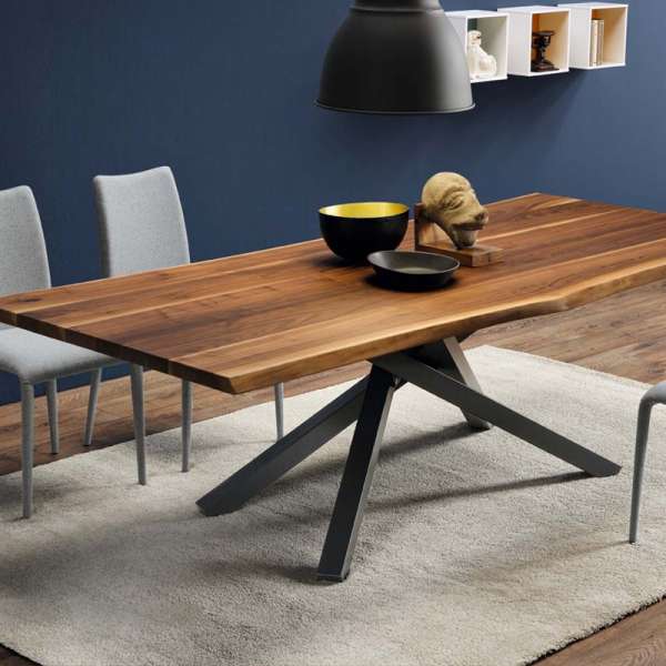 table contemporaine bois fer