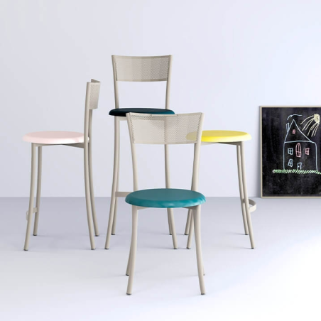 Chaise fabriquée en France contemporaine en synthétique et métal dossier ajouré - Wasabi