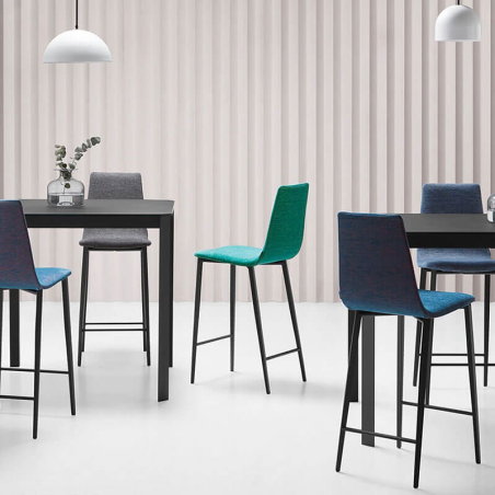 Tabouret snack coque en tissu et pieds en métal - Salt Mobliberica