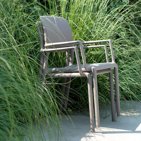 Fauteuil d'extérieur en polypropylène taupe - Riva