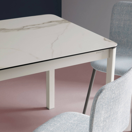 Table en céramique effet marbre et pieds en métal - Pepper Mobliberica