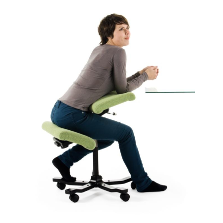 Chaise ergonomique verte à roulettes Wing Varier®