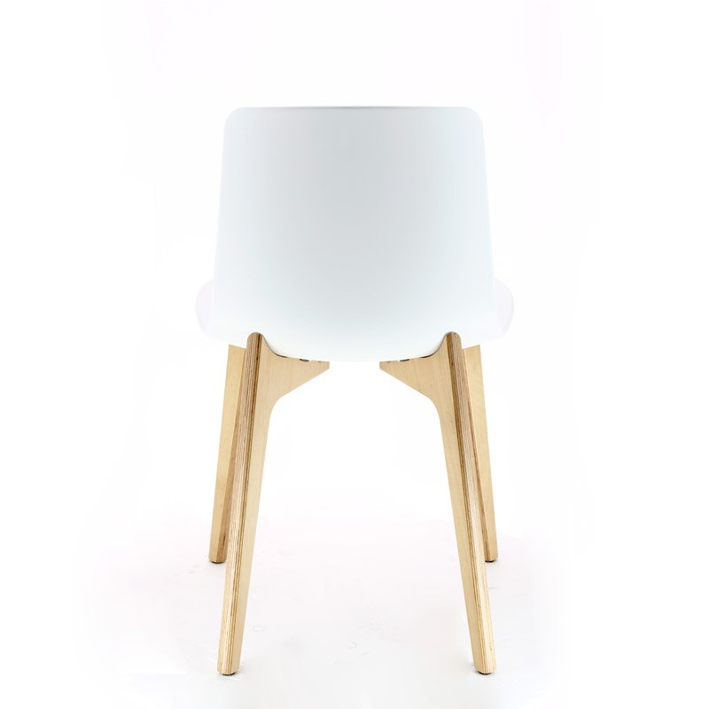 Chaise design en polypropylène et piètement bois Lottus