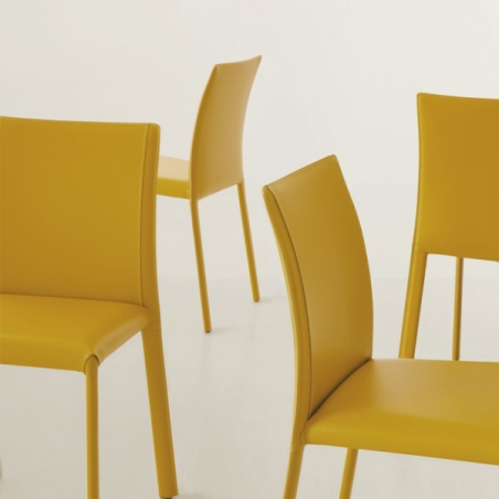 Chaise en cuir - Kiris