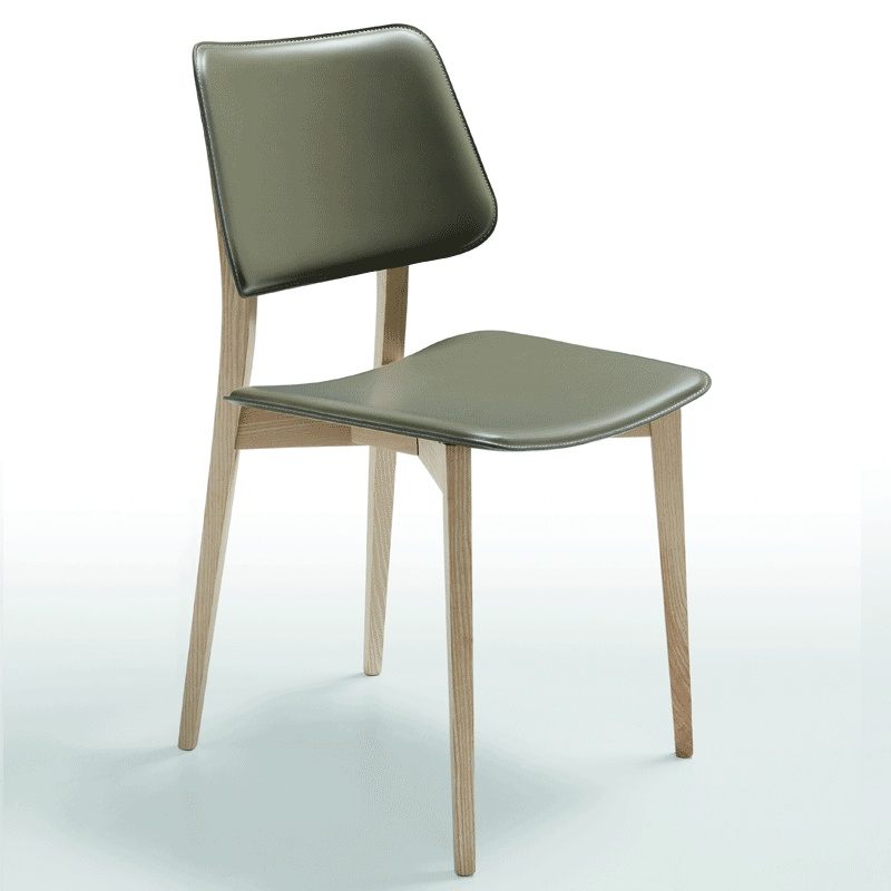 Chaise vintage en cuir havana U53- Joe Midj®