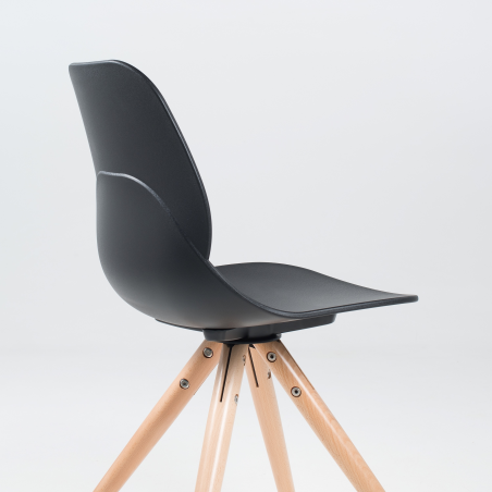 Chaise design en polypropylène noir et bois - Victoire