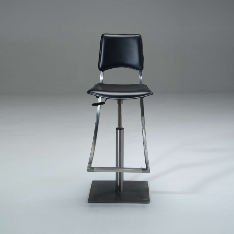 Tabouret réglable en hauteur et pivotant en métal et croûte de cuir noire - Ophélie