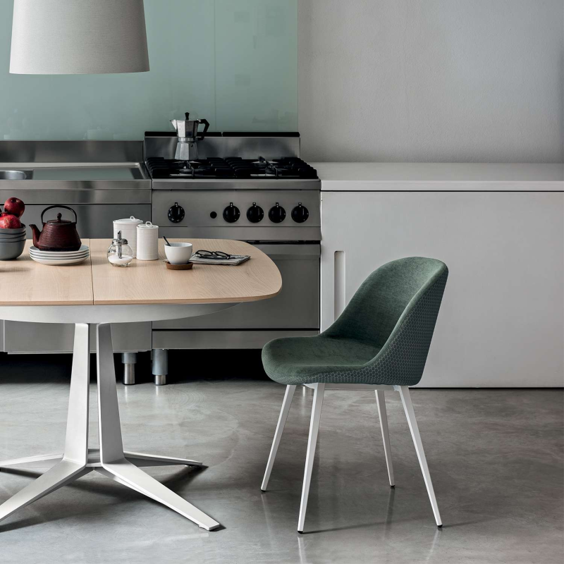 Chaise coque moderne en tissu vert et métal blanc - Sonny Midj®
