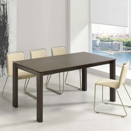 Table rectangulaire avec allonges avec plateau en dekton et pieds en métal - Evento