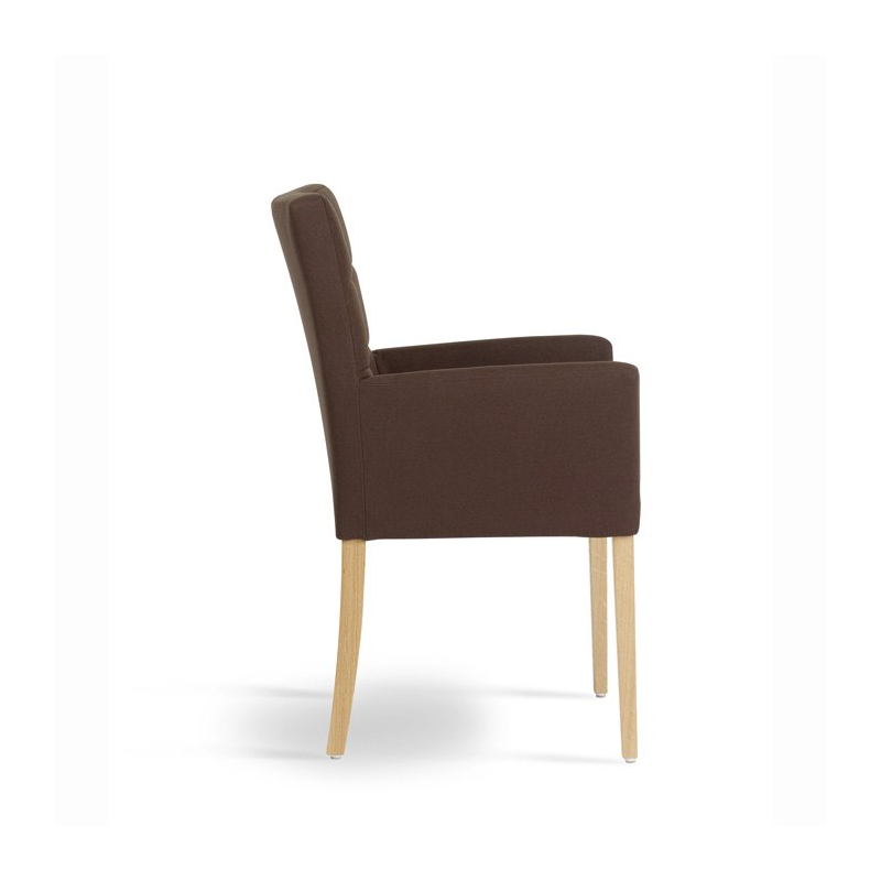 Fauteuil de salon marron avec dossier matelassé  - Carré Mobitec®