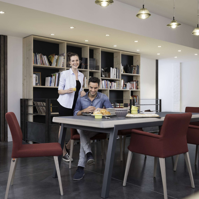 Chaise de salle à manger en tissu rouge - Pure classic Mobitec®