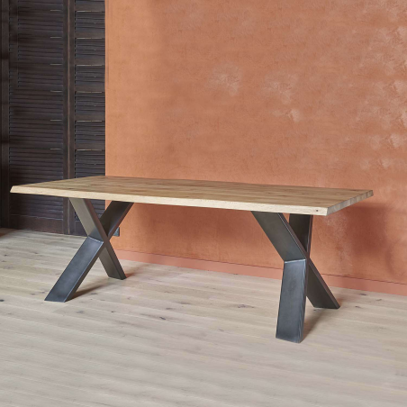 Table de salle à manger rectangulaire en chêne massif et pieds en métal noirs - Carte