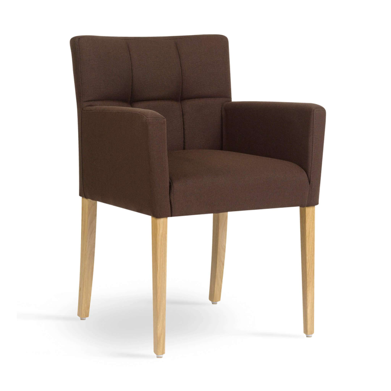 Fauteuil marron matelassé en tissu et pieds en bois massif - Carré Mobitec®