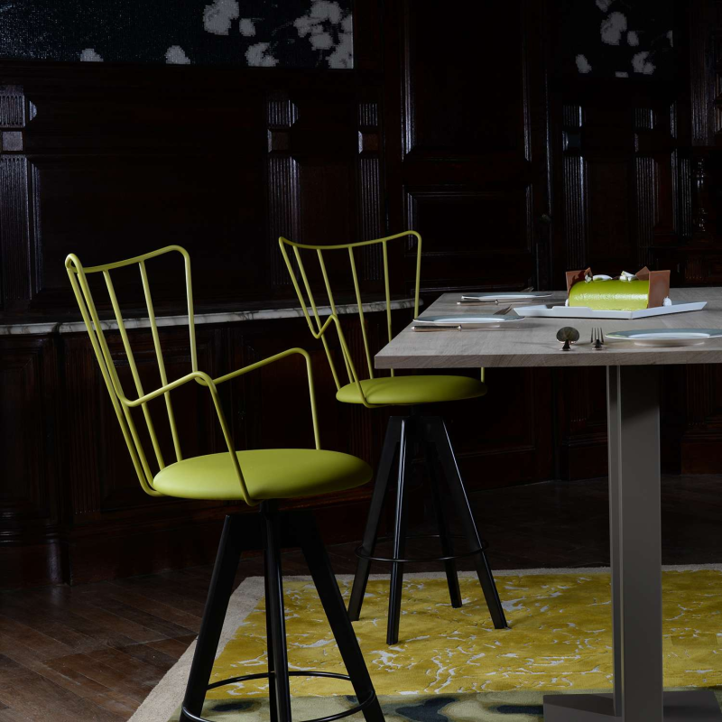 Tabouret snack design pivotant en synthétique et métal vert - Well 