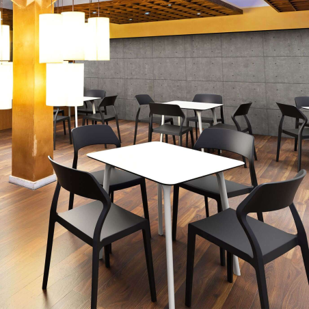 Table design carrée en stratifié - Maya