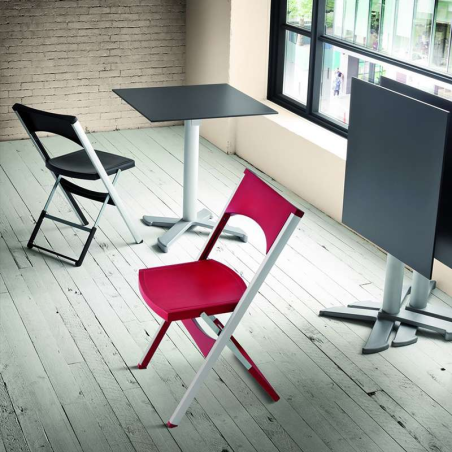 Chaise pliante solide en technopolymère et métal aluminium - Compact