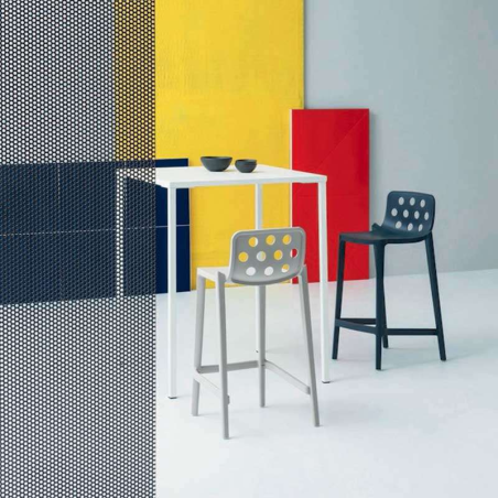 Tabouret empilable coloré - Isidoro