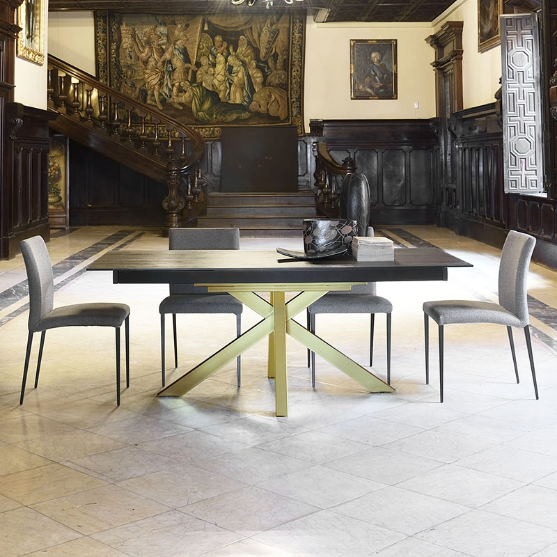 Table design en Dekton avec pieds central - Moon