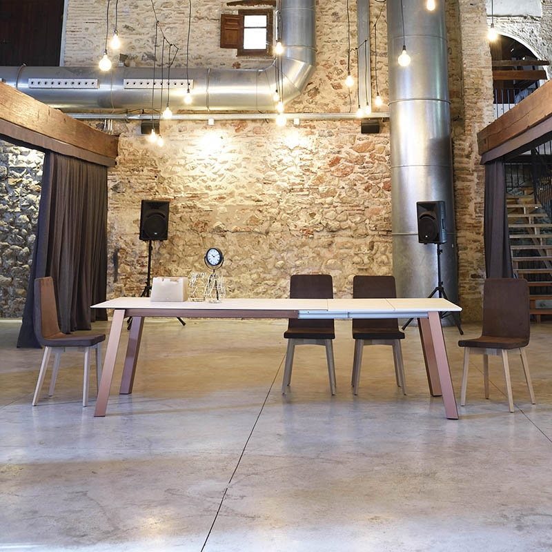 Table moderne extensible en Dekton - Charlotte