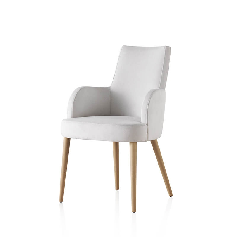 Fauteuil confortable en tissu et pieds bois - Brisa Bridge
