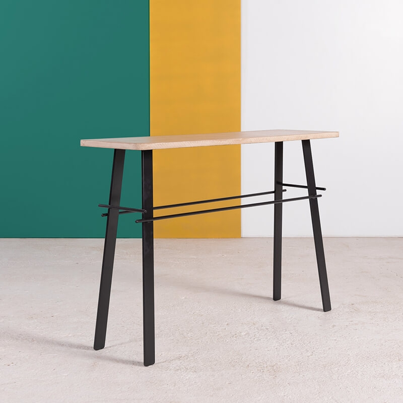 Console design industriel made in France en béton ciré et métal - Svelte