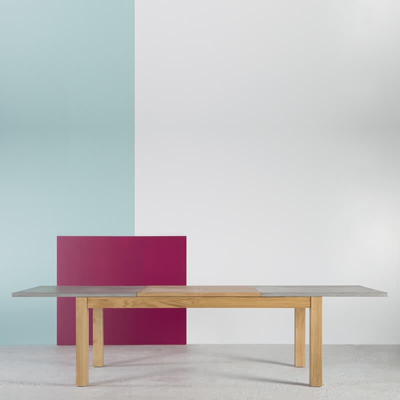 Table française extensible en béton ciré et bois massif - Repas