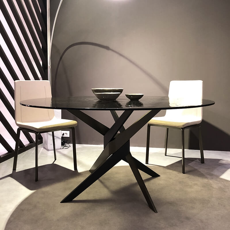 Table ronde en verre design italien pied central - Vertigo