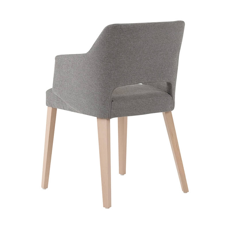 Fauteuil nordique tissu gris et pieds en bois avec dossier ajouré - Lena Mobitec®