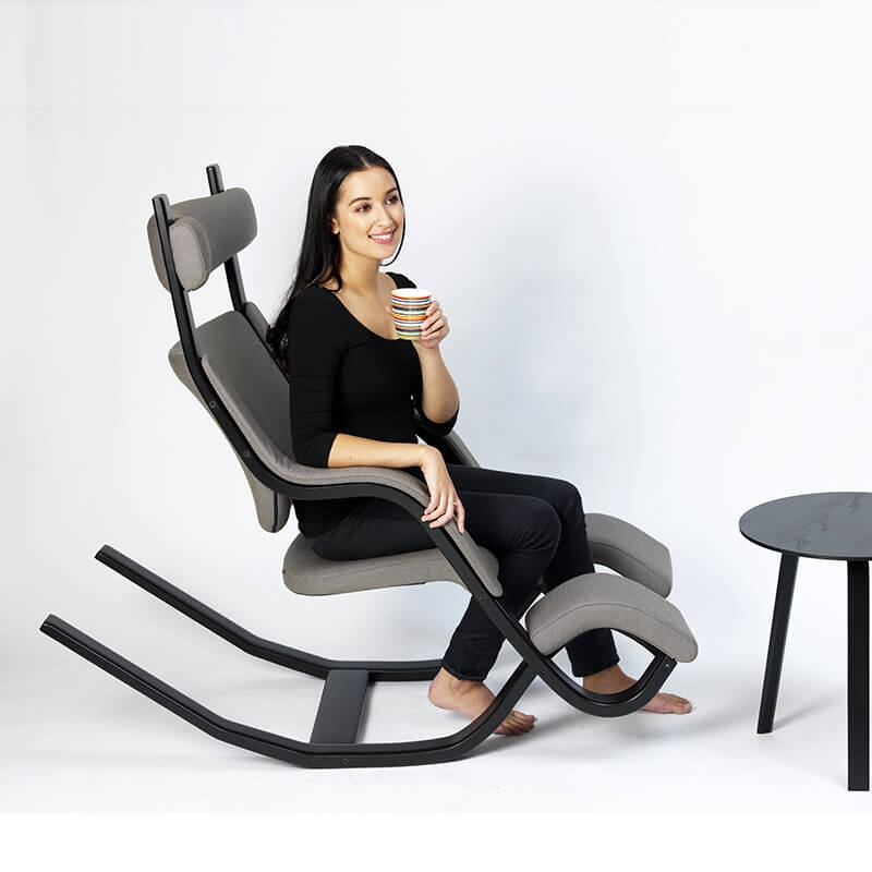 Fauteuil ergonomique multi position en tissu gris - Gravity Varier®