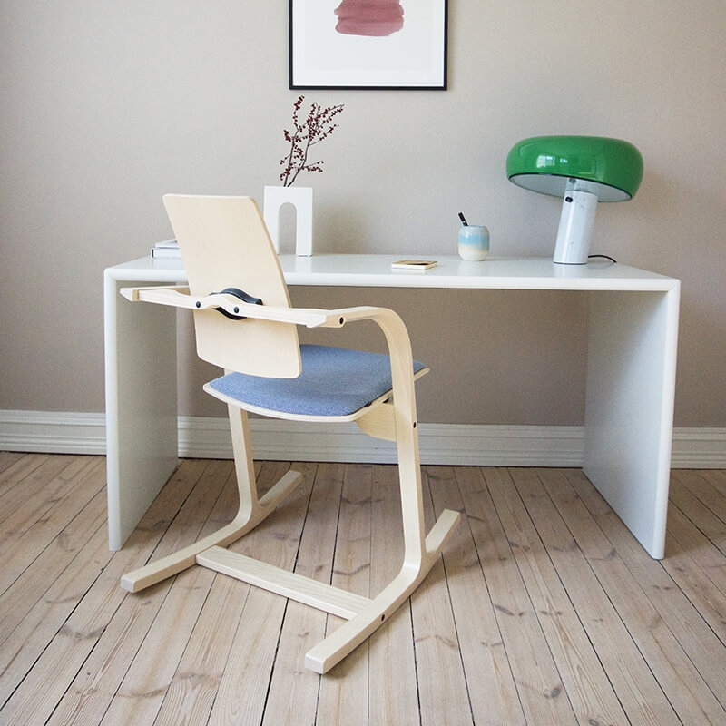 Chaise à bascule de bureau ergonomique bleue - Actulum Varier®