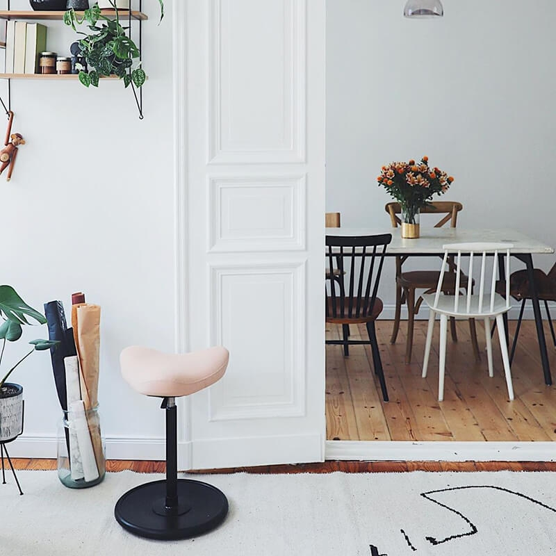 Tabouret ergonomique réglable assise en tissu - Move Varier®