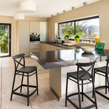 Tabouret en polypropylène noir moderne avec dossier - Cross