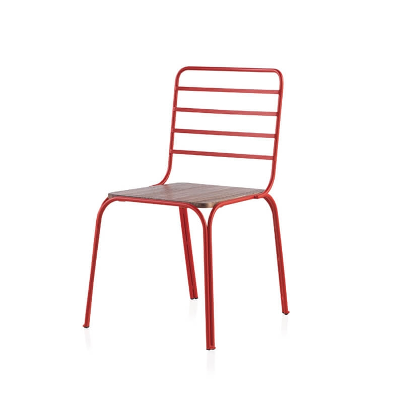 Chaise à barreaux vintage rouge et assise bois - Nantes