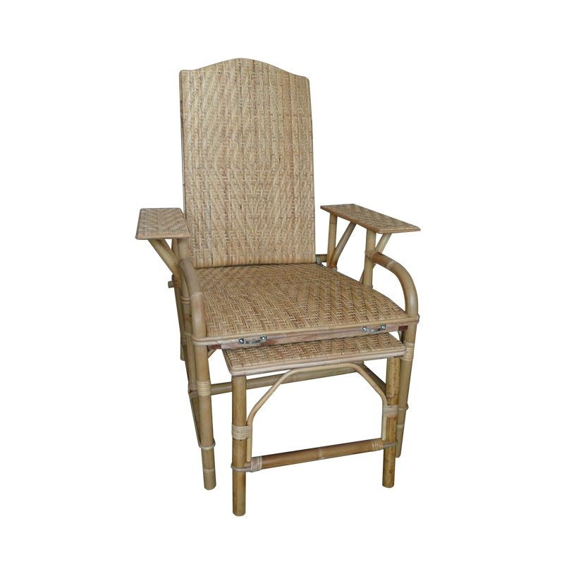 Chaise longue en rotin patiné - Grand mère