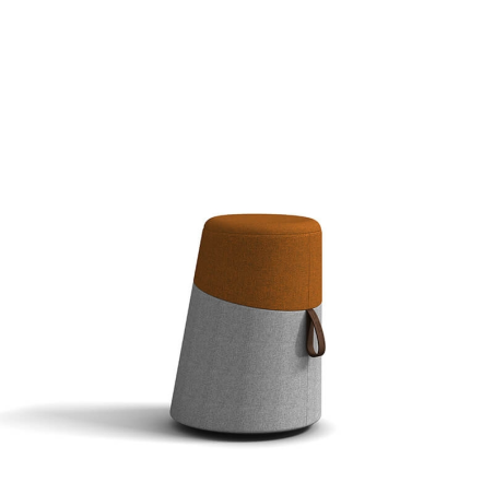 Pouf en tissu avec anse en cuir