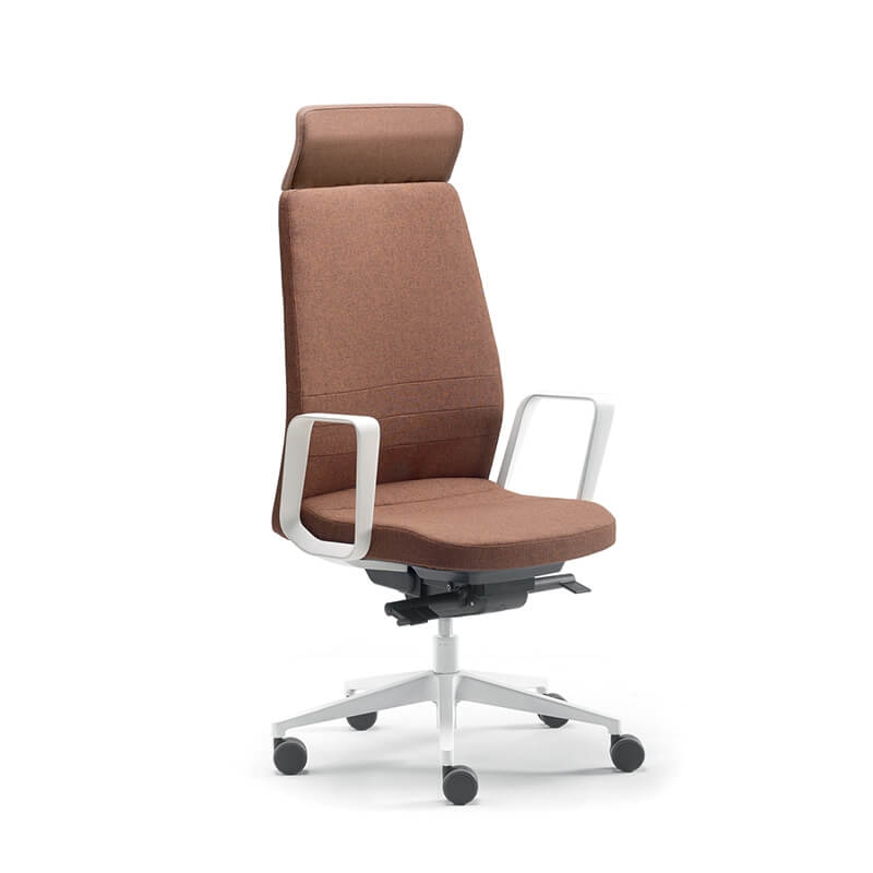 Fauteuil de direction avec roulettes et accoudoirs made in France