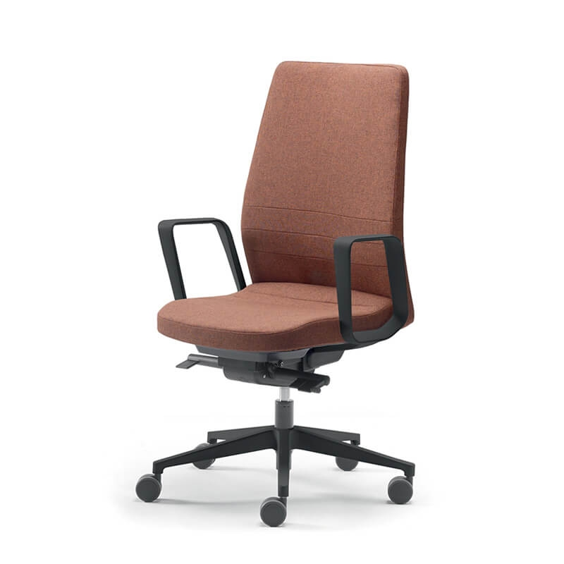 Fauteuil de bureau confortable avec roulettes et accoudoirs
