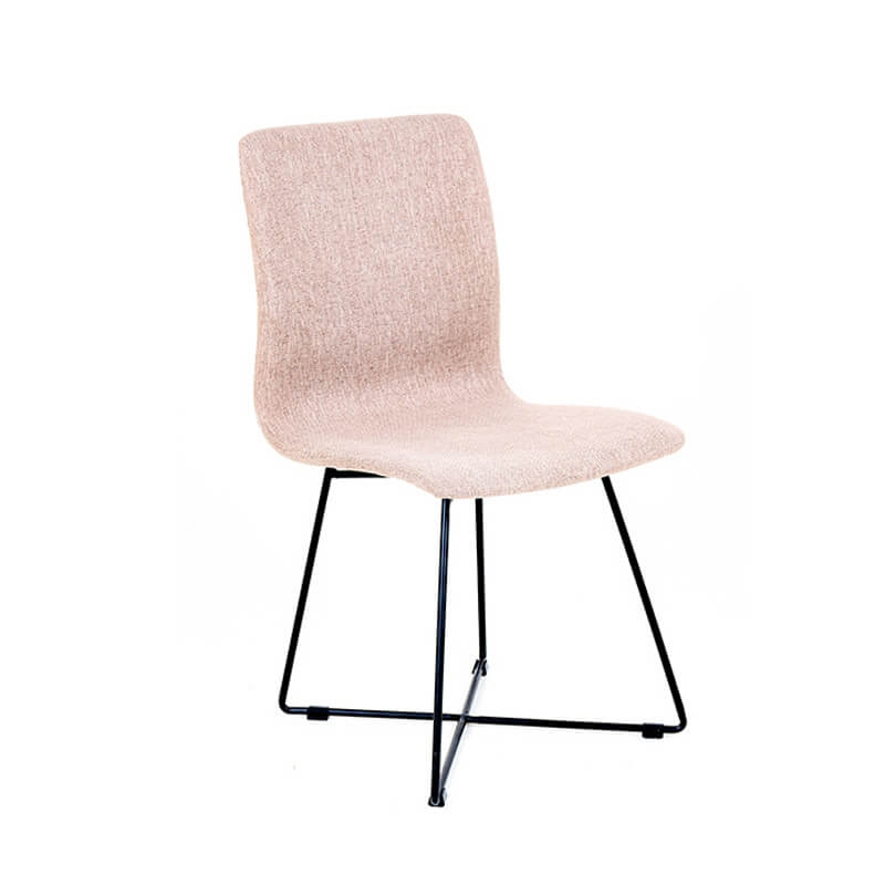 Chaise rose en tissu et pieds en métal croisés - Amelie