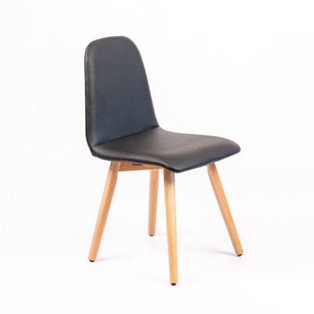 Chaise nordique rembourrée avec pieds coniques en bois - Pandora