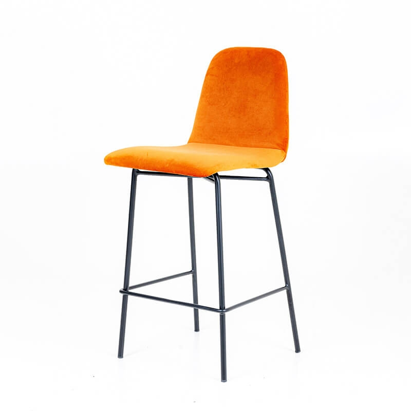 Tabouret snack dos matelassé en tissu camel et pieds métal noir- BarPandora diamant