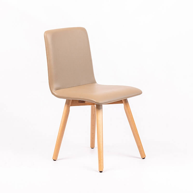 Chaise moderne en synthétique et pieds en bois de hêtre - Plaza