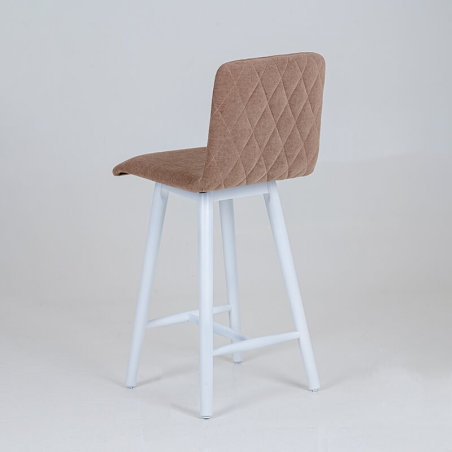 Tabouret snack avec dos matelassé en tissu taupe et pieds en bois de hêtre - BarPlaza diamant