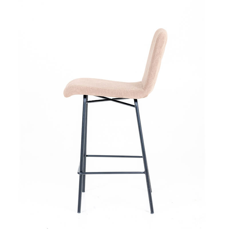 Tabouret haut avec dos matelassé en tissu beige pieds noirs en acier - BarPlaza diamant