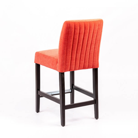 Tabouret snack orange avec dos matelassé en tissu et pieds en bois massif - BarFritz line