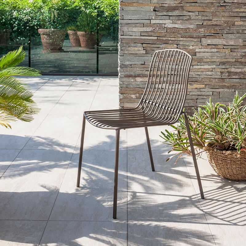 Chaise de jardin design empilable en métal bronze - Ariel