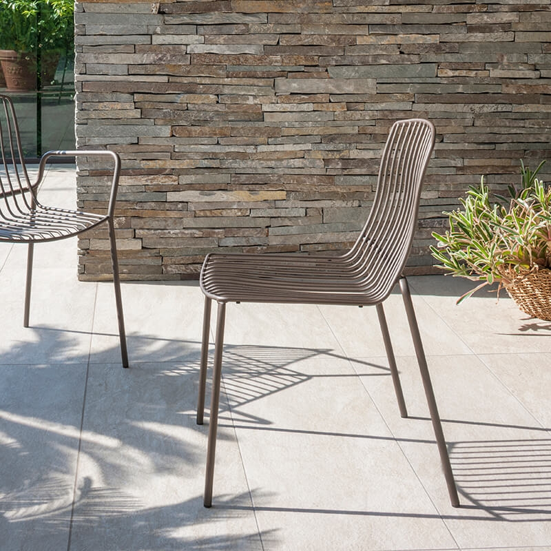 Chaise de jardin moderne empilable en métal - Ariel