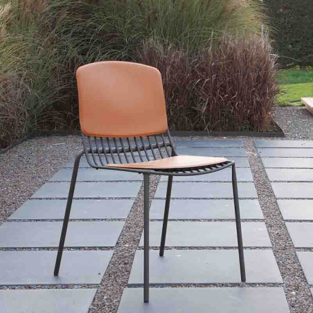 Chaise de jardin moderne empilable en fer avec coussin de dossier orange - Ariel