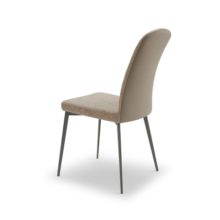 Chaise bi-matière beige en tissu et en synthétique - Alba