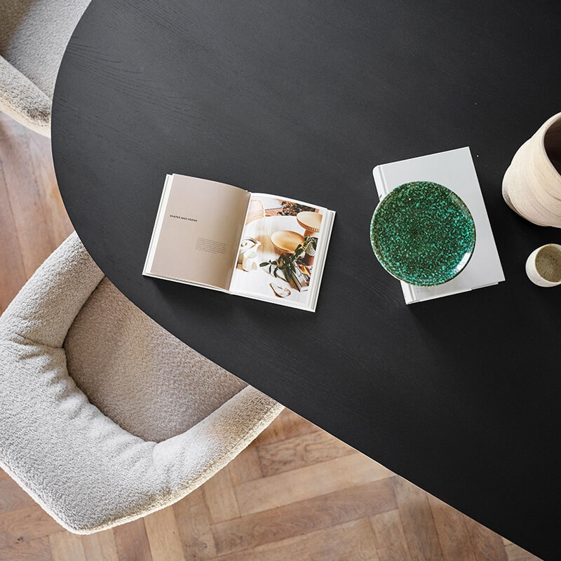 Table design en bois avec bords arrondis - Blossom Mobitec®