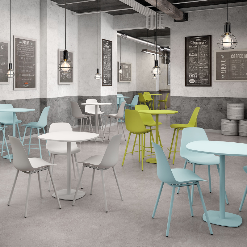 Petite table de cuisine carrée aux bords arrondis avec pied central - Circa